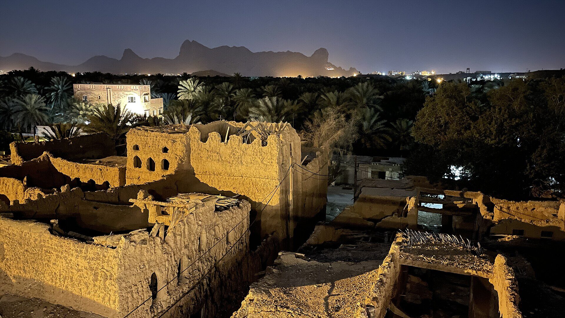 Mud towns nearby
